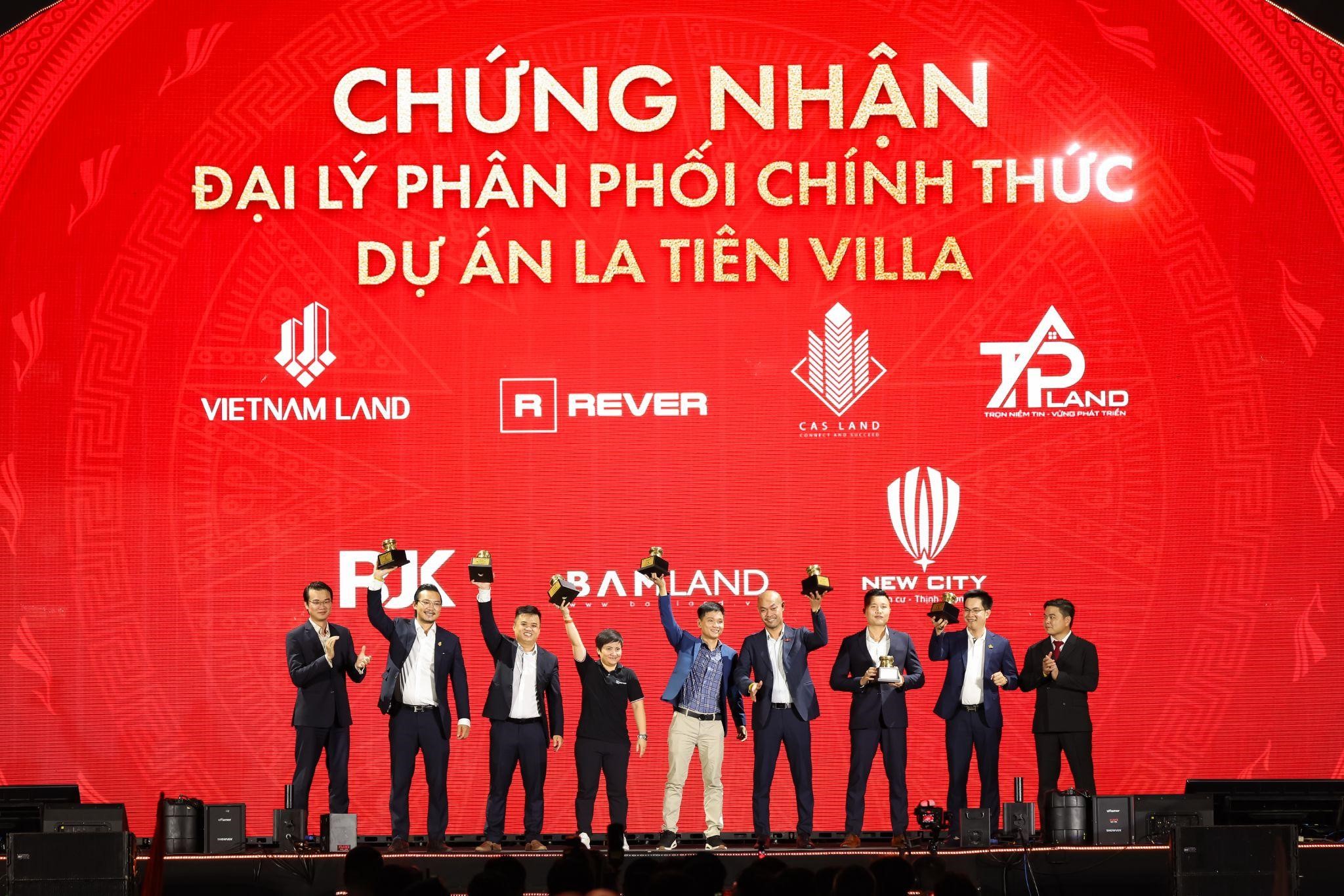 casland don vi phan phoi chinh thuc la tien villa